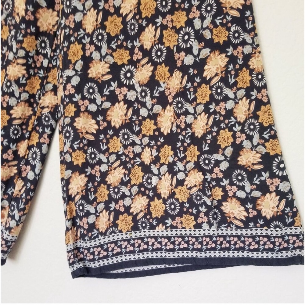 Natural Life Go With The Flow Charcoal Floral Wide Leg Bell Bottom Pants medium - Picture 5 of 8